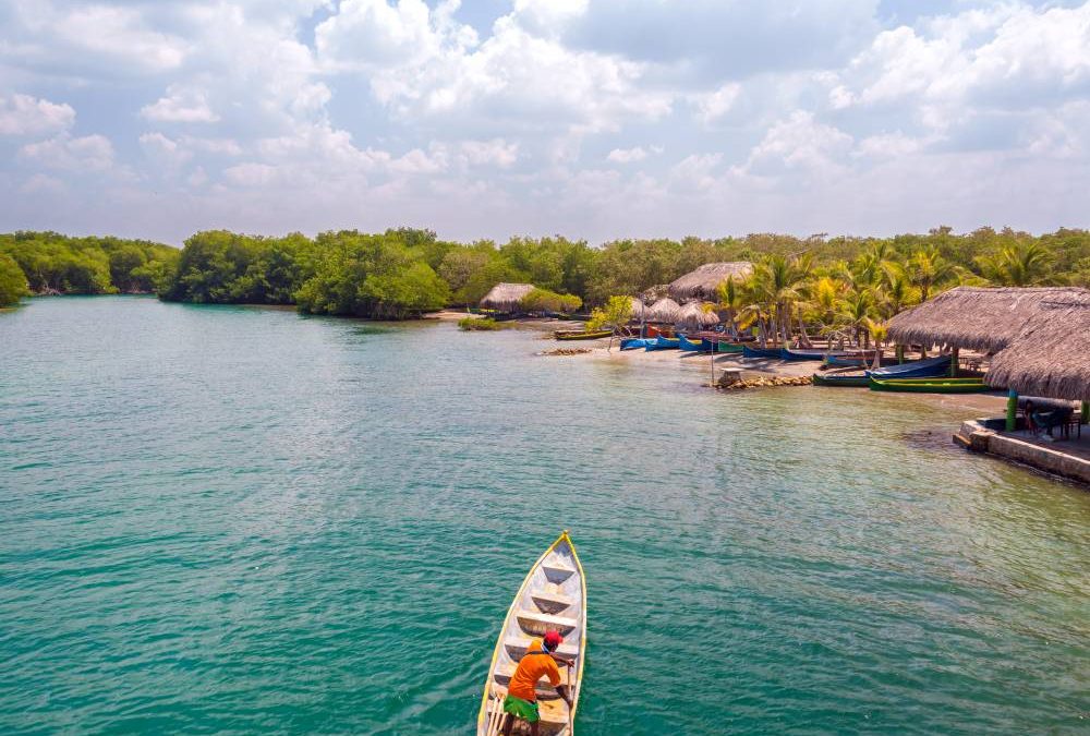Turismo y Aventura en Coveñas: Deportes Acuáticos para Todos